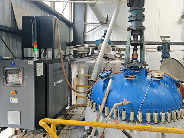 化肥生產(chǎn)搪瓷反應(yīng)釜加熱油溫機(jī)「歐能機(jī)械」 其他行業(yè)控溫解決方案